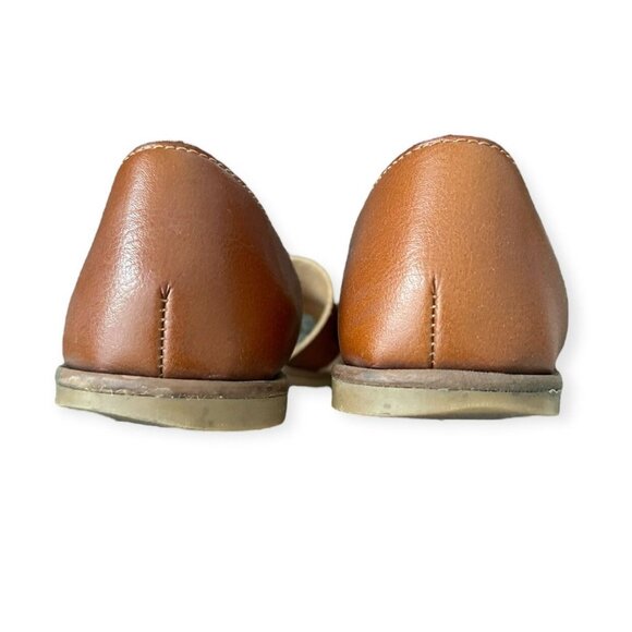 Tan Cross Strap Sandals · 8 - Picture 7 of 8